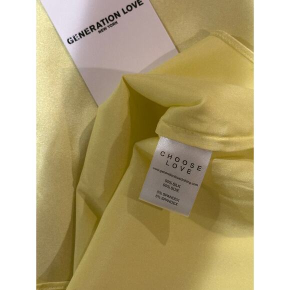 NEW NWT Generation Love Sabrina Silk Blend One Shoulder Blouse Lime Large - Picture 6 of 6